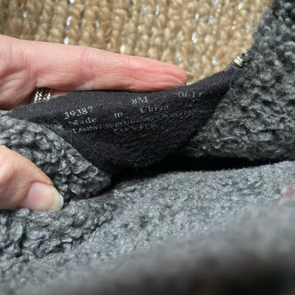 Clarks grey bendable suede boots. Size 8. - Picture 5 of 6